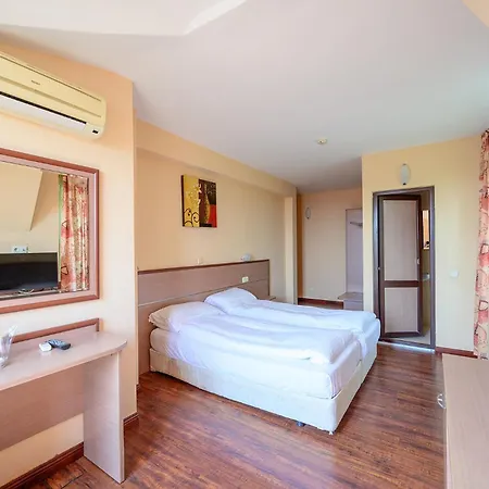 Royal 3* Altın Kumlar