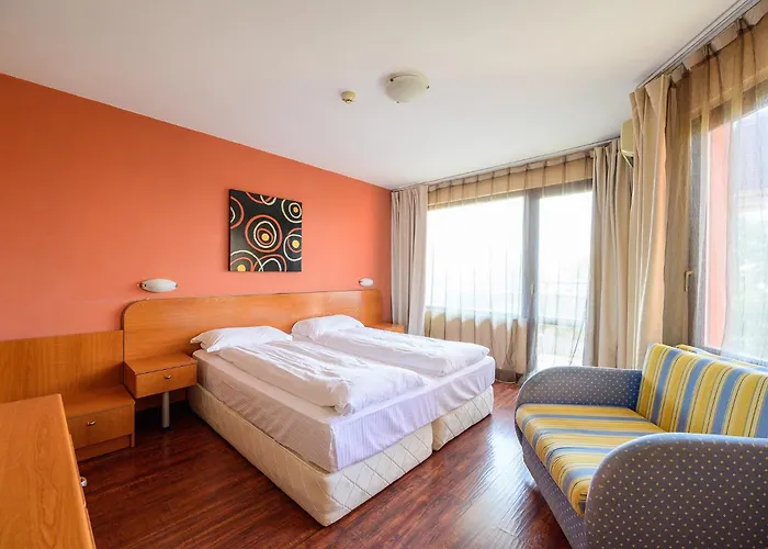 Royal 3* Golden Sands