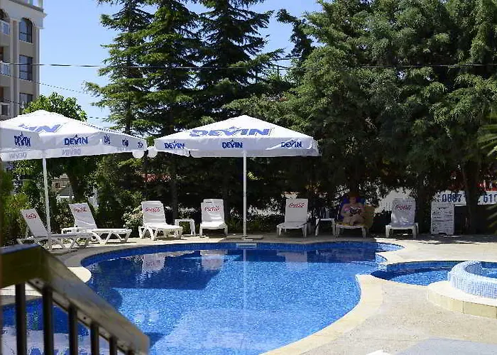 Royal Nisipurile de Aur