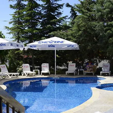 Royal Golden Sands